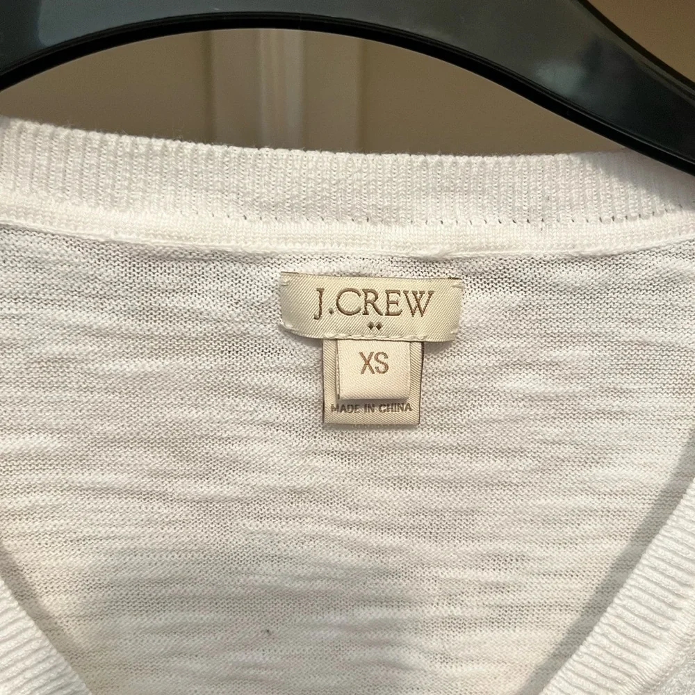 J. Crew Classic White V-Neck Top - Picture 4 of 4